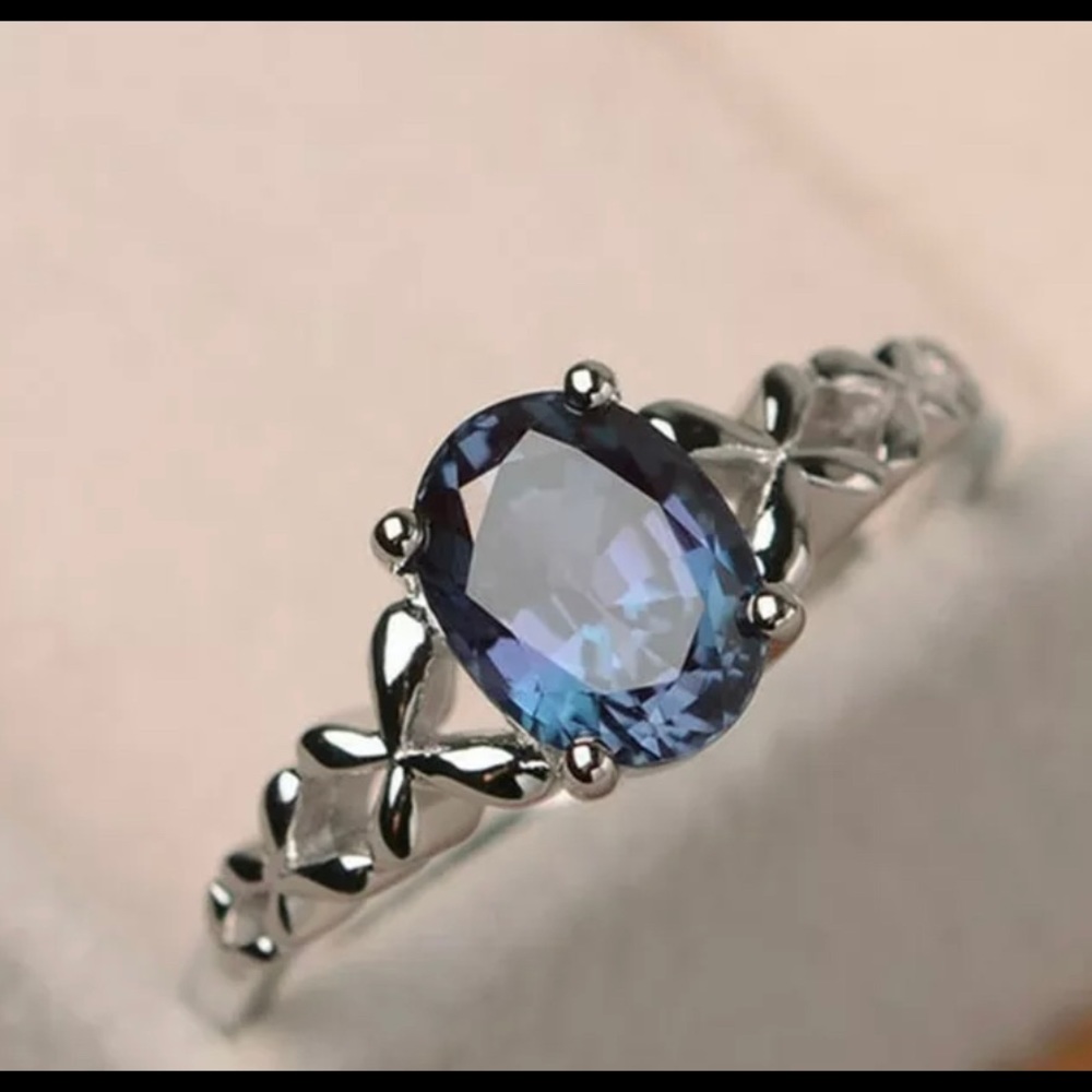 Oval cut sapphire sterling silver ring size 8